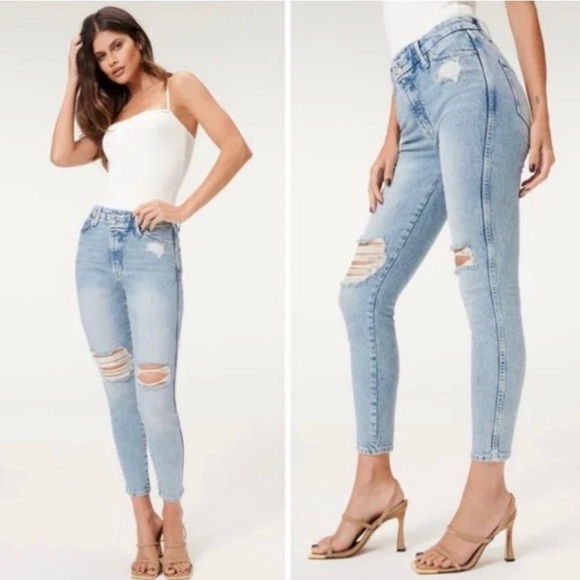 Good American Light Wash Jeans ripped distressed cuffed size 2/27 - Picture 1 of 9
